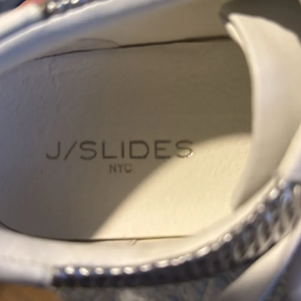 J/Slides Hilton Laser Metallic Low Cut Leather Sneakers Size 7 1/2 - Picture 9 of 10